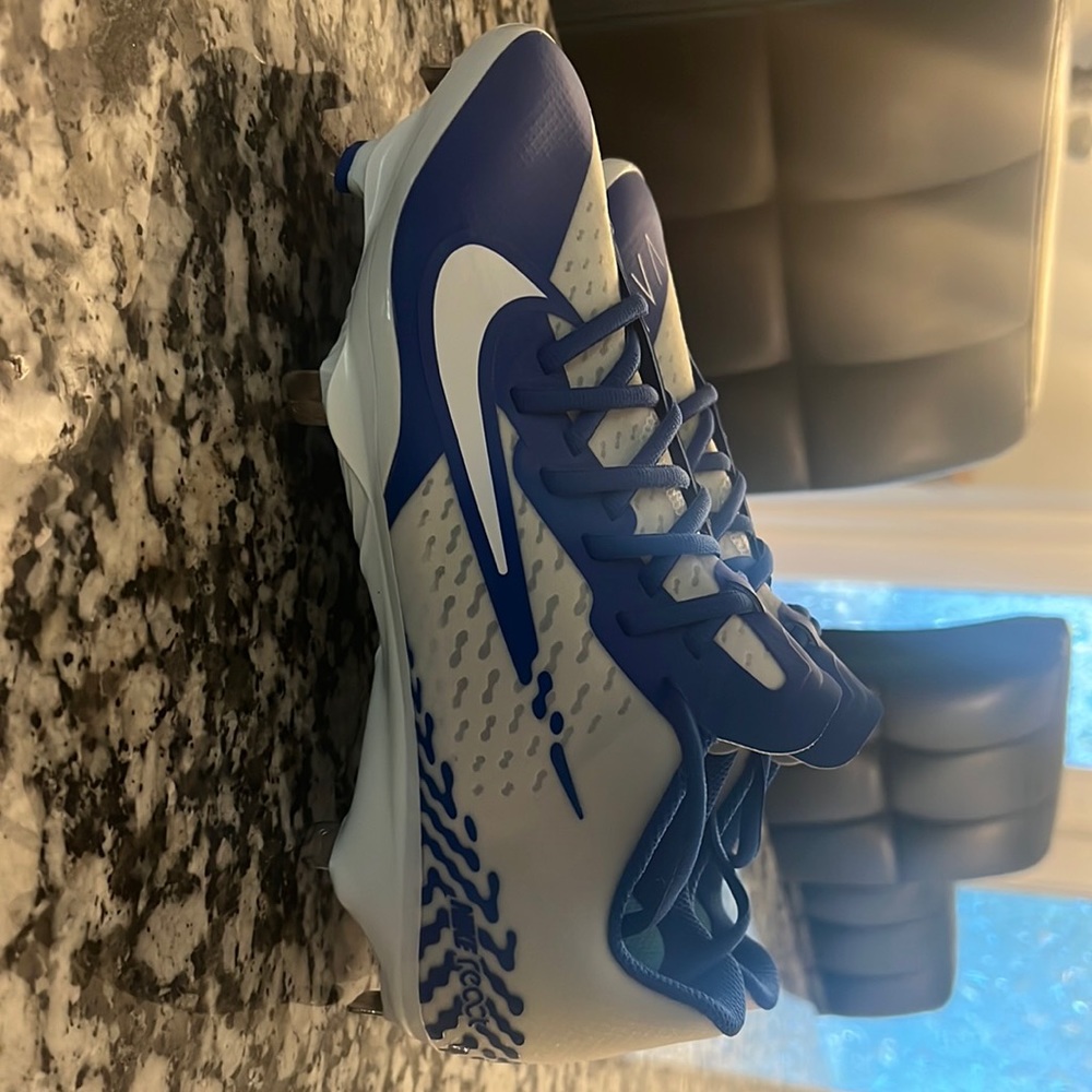 Vapor Nike React Cleats Size 8.5 In Women - image 1